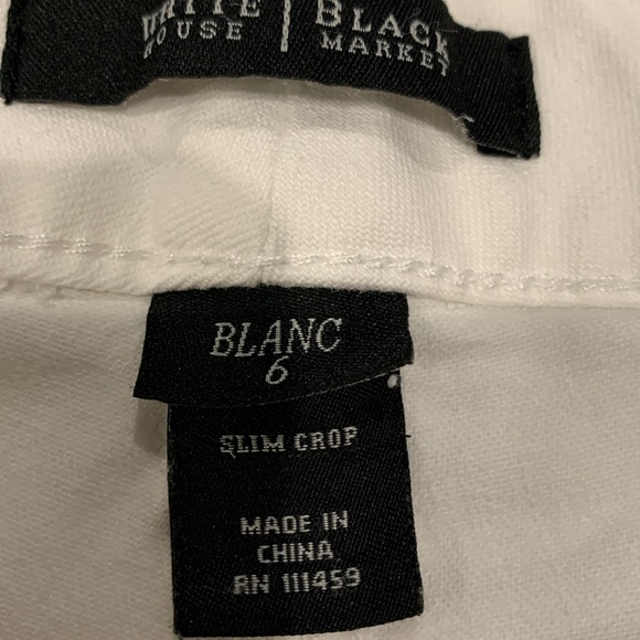 White House Black Market Blanc Slim Crop White Jeans, 6 - Picture 4 of 11
